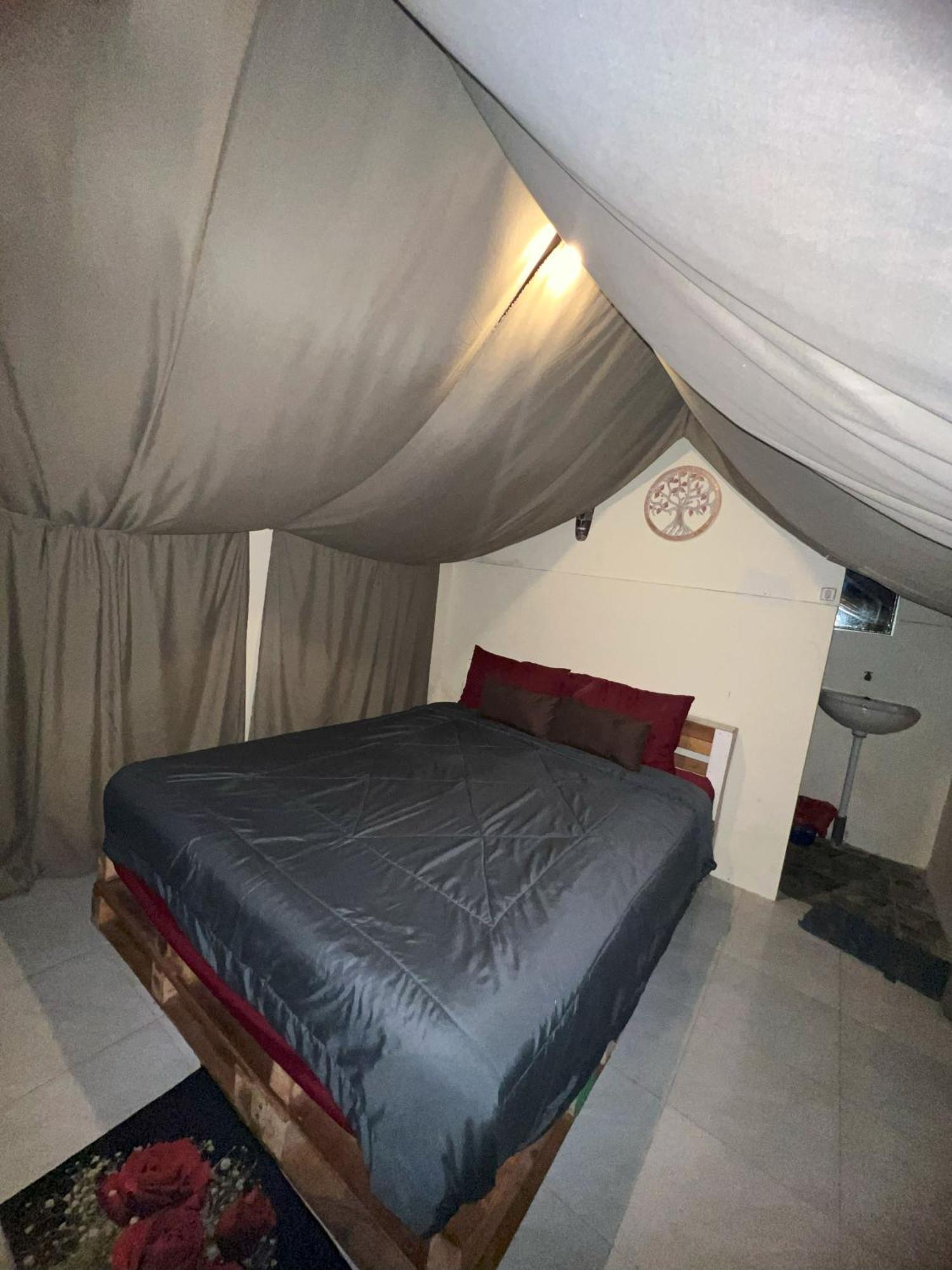 Samuh Camp Kintamani Hotel Room photo